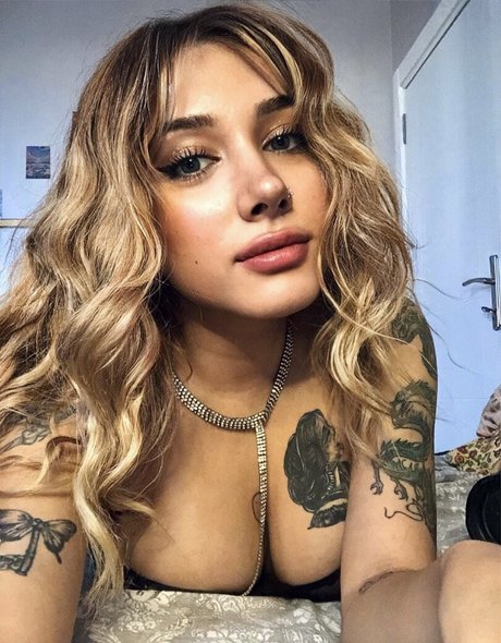 Gaye Nur Demir leaked onlyfans content