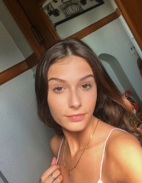 brunettestarbucksaddict naked onlyfans leak