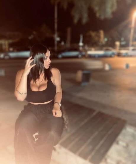 Chrysanthie onlyfans leaked.