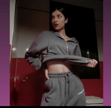 Blackamber51 onlyfans naked leaks