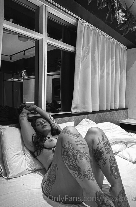 Isabella Medeiros onlyfans exposed