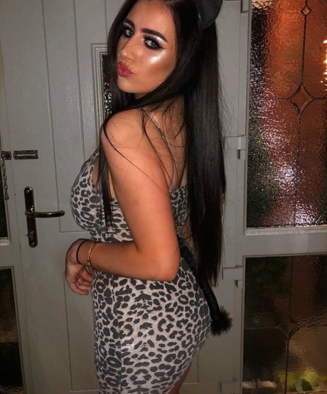 Ciara Lennon naked onlyfans leaked