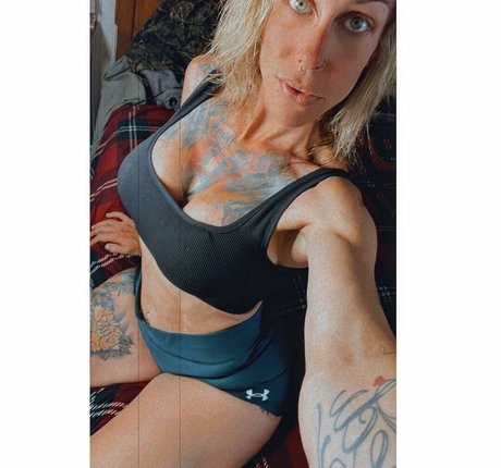 Unicorn fitness nudes only fans