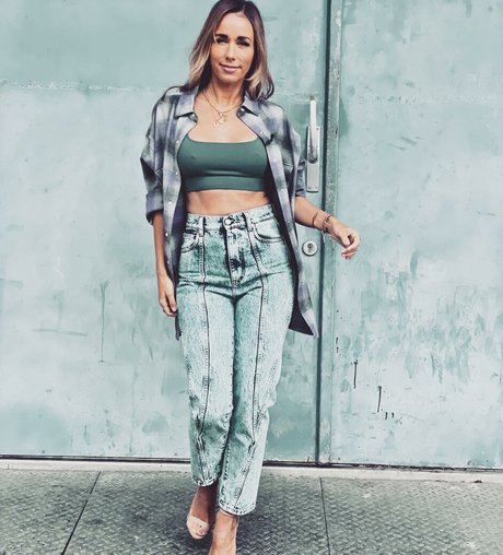 Annemarie Carpendale onlyfans leake