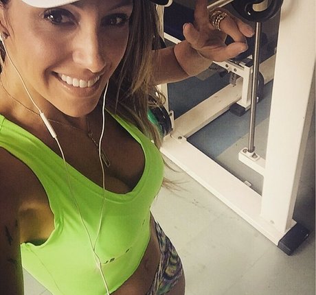 Roberta Carbonari Muzy nude on onlyfans