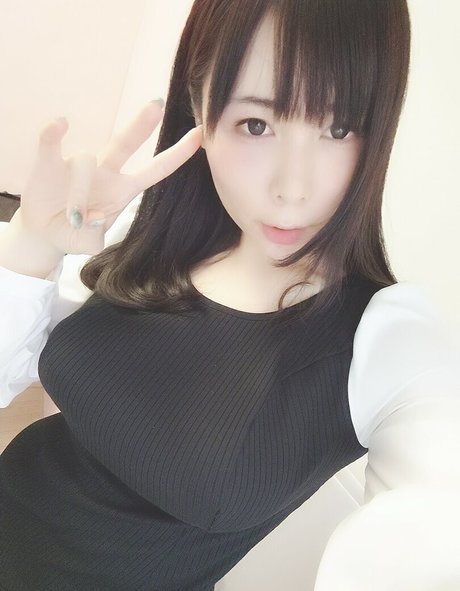 Yui Okada naked onlyfans leaks