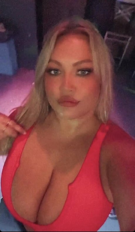 Hayden Buchko onlyfans page