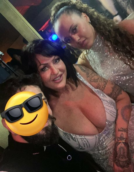 Mother vs Daughter leaked onlyfans photos
