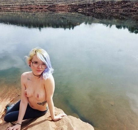 sweetfaebelle leaked onlyfans pics