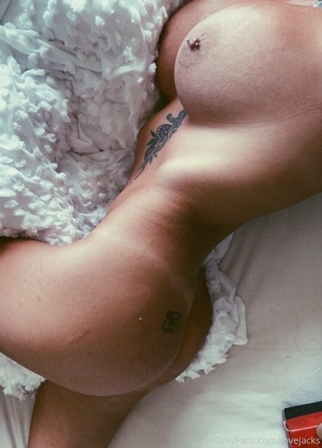 Jackiemareex nude only fans