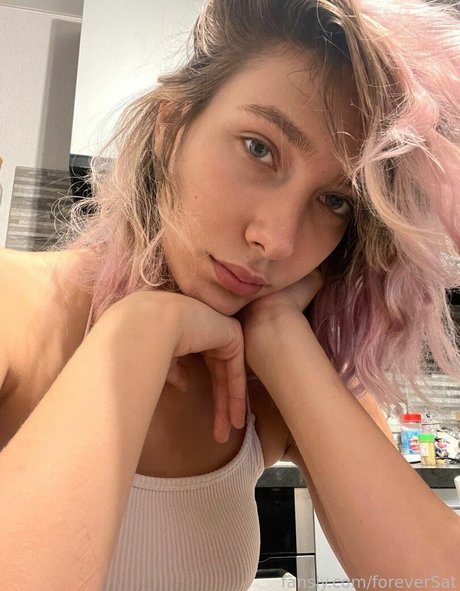 foreverSat onlyfans leak