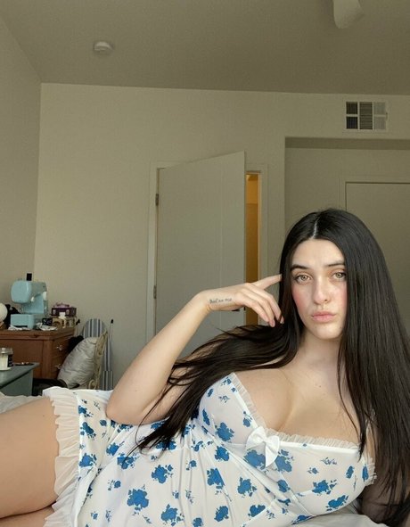 Angelique Gunn onlyfans posts