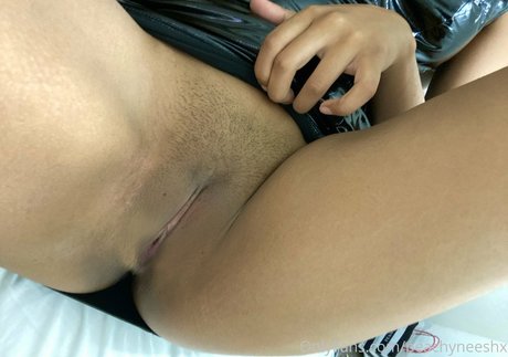 peachyneesh_ leaked only fans porn