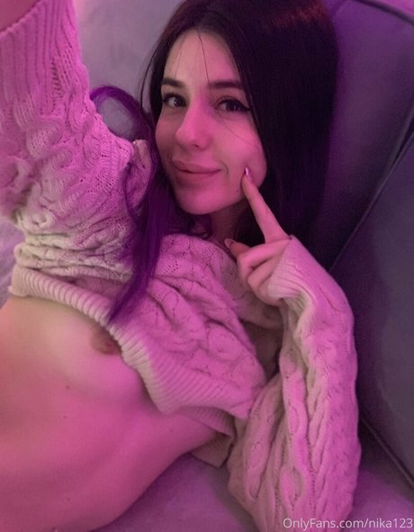 Nika123 Profile image