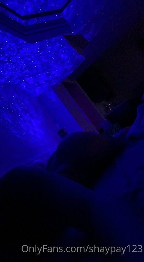 asian young onlyfans sexy naked self-portrait