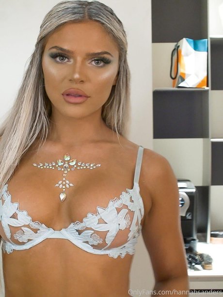 Hannah Brooke Sanders nude onlyfans
