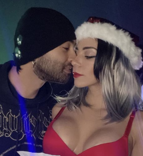 Aline Chelius leaks only fans