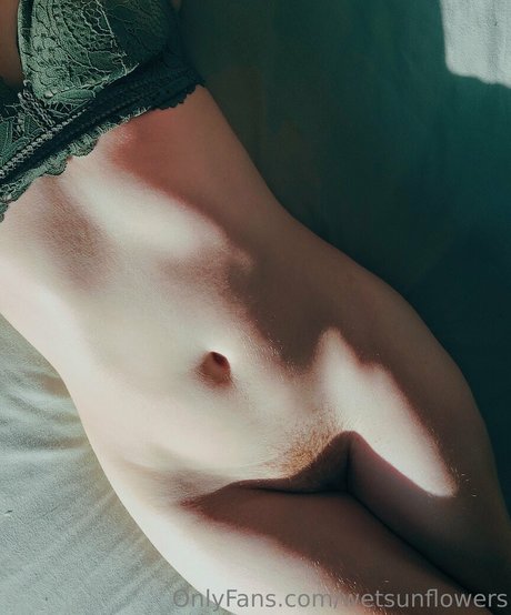 wetsunflowers onlyfans leaked.