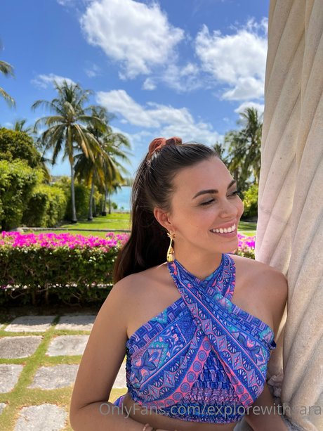 Explore with SARA onlyfans boobs