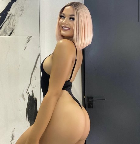 Marylneal xxx onlyfans