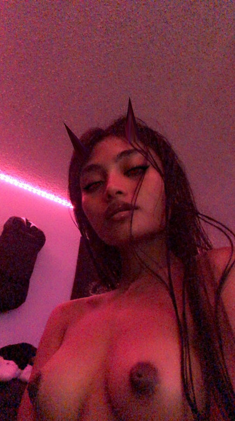 Jasminekny Profile image