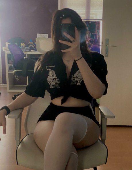 AngelBella444 onlyfans nide