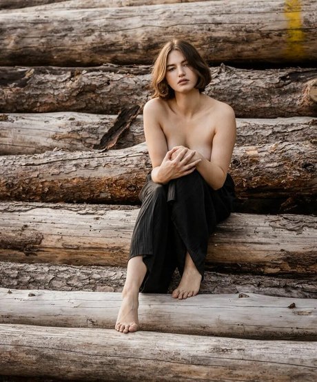 Anna Tauber onlyfans strip