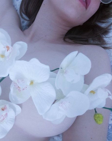 Lada Amores leaked onlyfans nude