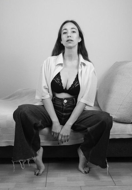 Lada Amores onlyfans leaks