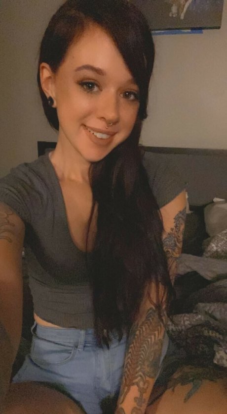 Becky May onlyfans picture