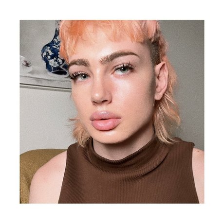 Bella Kuja onlyfans pics