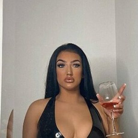 Carlee Verheul nudes onlyfans leaks