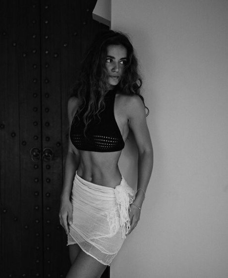 Yuliya Lazarenko onlyfans leak ass