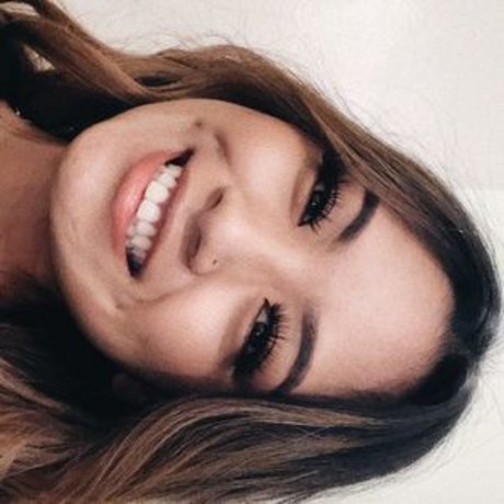 Iris Haw onlyfans leake