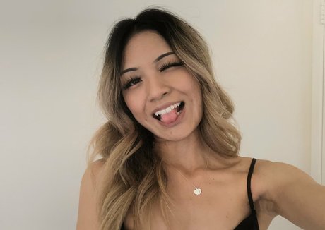 Iris Haw onlyfans nudes