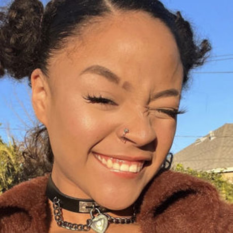 Lionesscave topless onlyfans