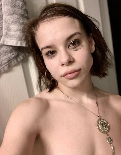 Roanoak onlyfans photos