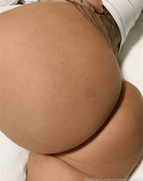 Yasmin Braga onlyfans model photos