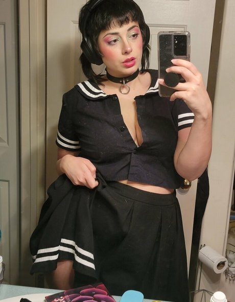 GlitchBun onlyfans naked pics