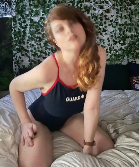 Sarah Beattie onlyfans leaks porn