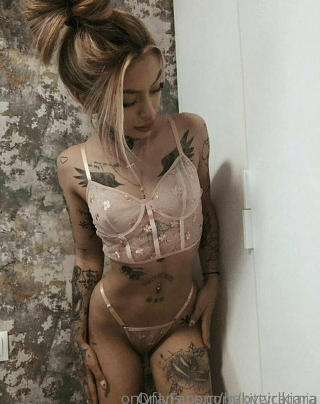 Dafni Kouneli onlyfans photos