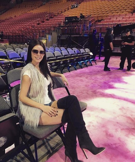 asian trans onlyfans best picture