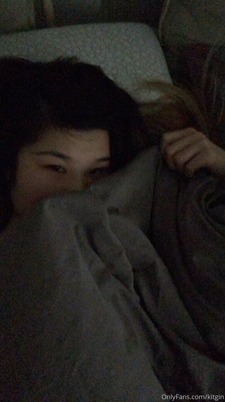 Kitty Gin onlyfans leaks.