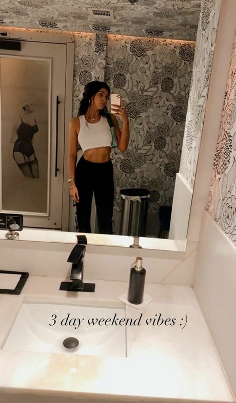 Lauren OConnell onlyfans public photos