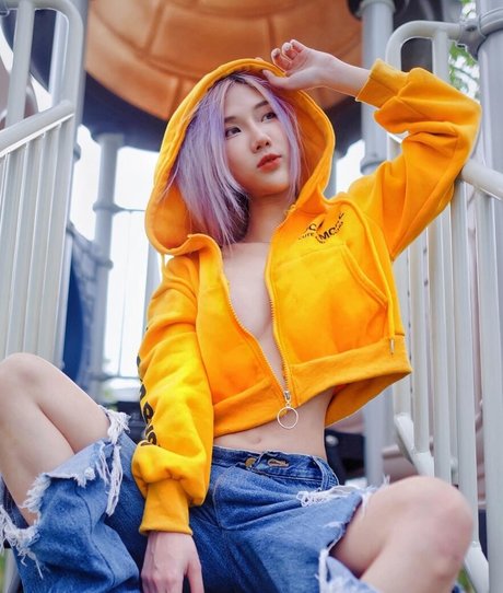 GamgyLhongEr onlyfans model