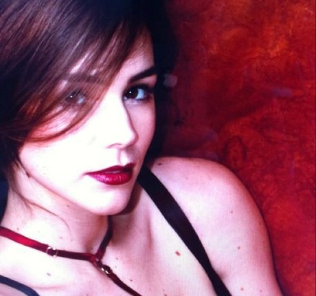 Camila Sodi onlyfans model