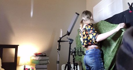 softlygaloshes onlyfans leaj