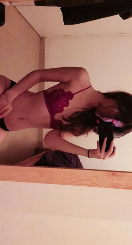 BabyyyGorilla naked onlyfans leak