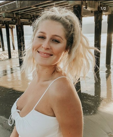 Camillekrahn_ onlyfans nudes