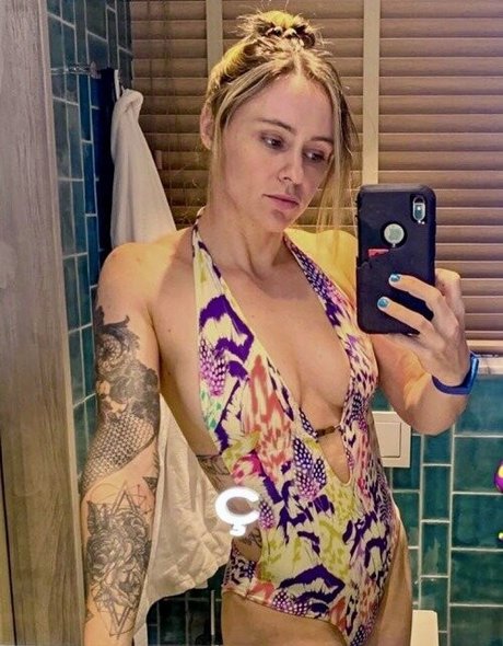 Orla Walsh onlyfans porn